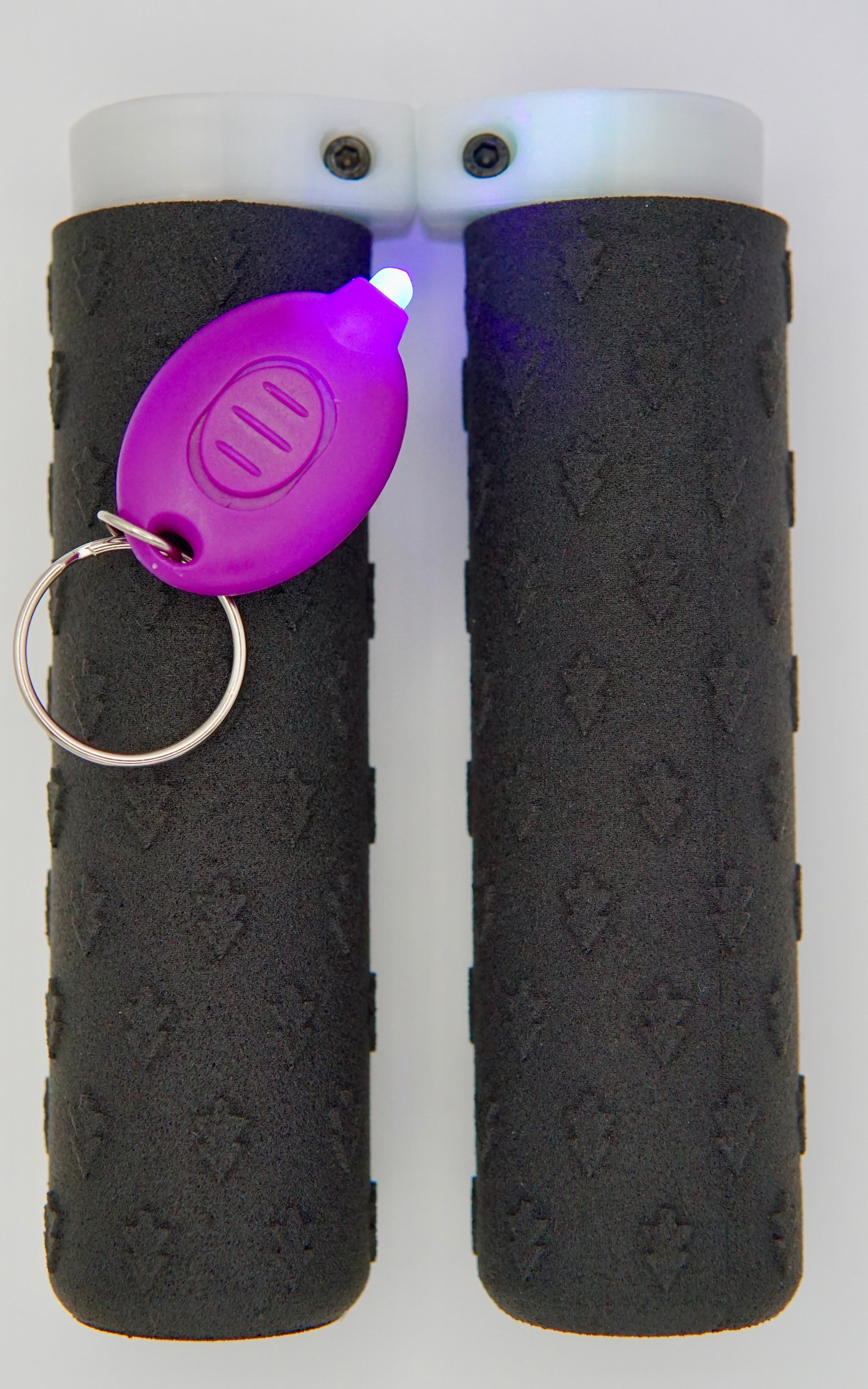 MTB AirGrips Core - Glow In the Dark