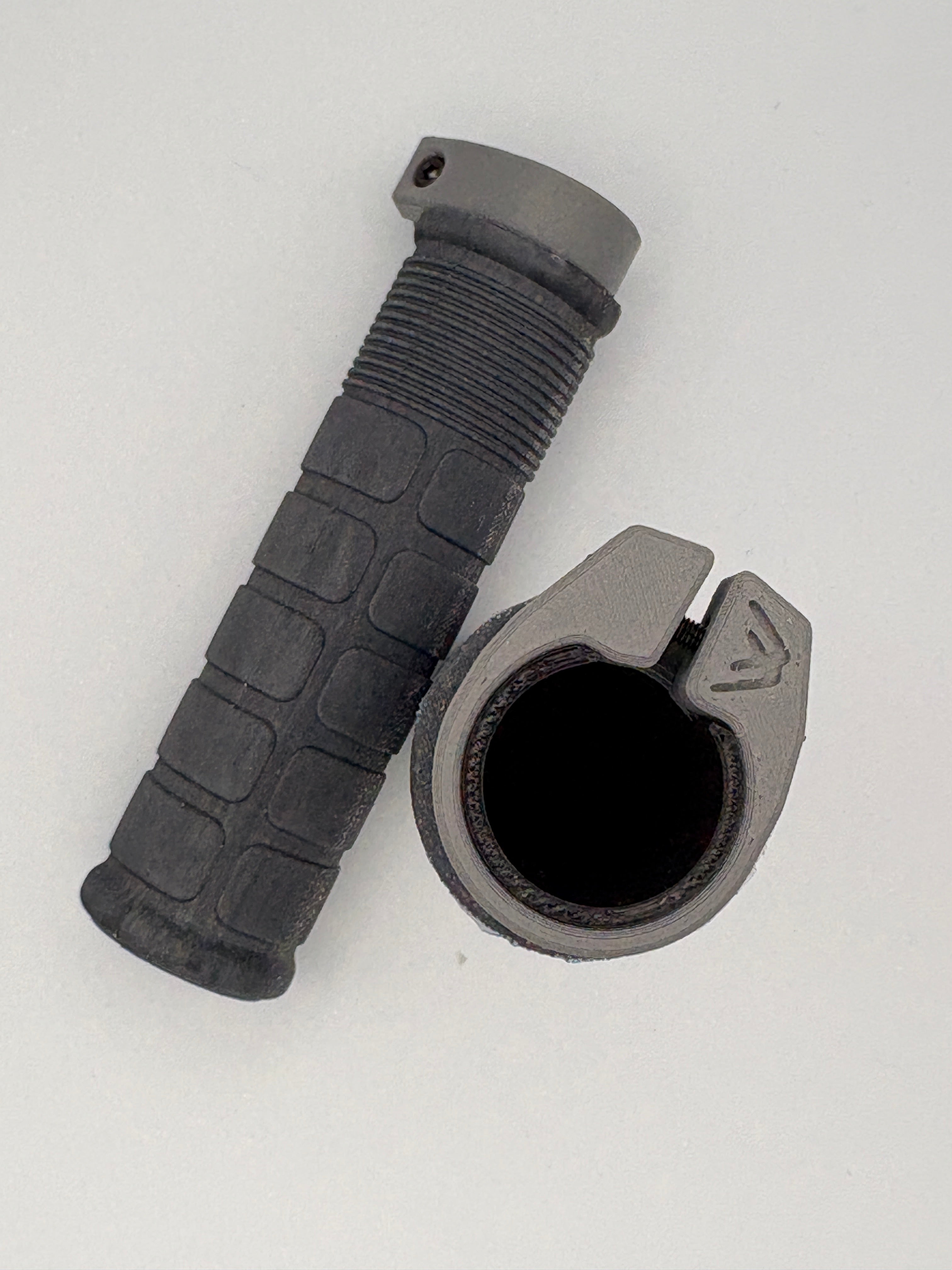 34mm MTB AirGRIPS Silicone Ridge (Gummy Silicone)