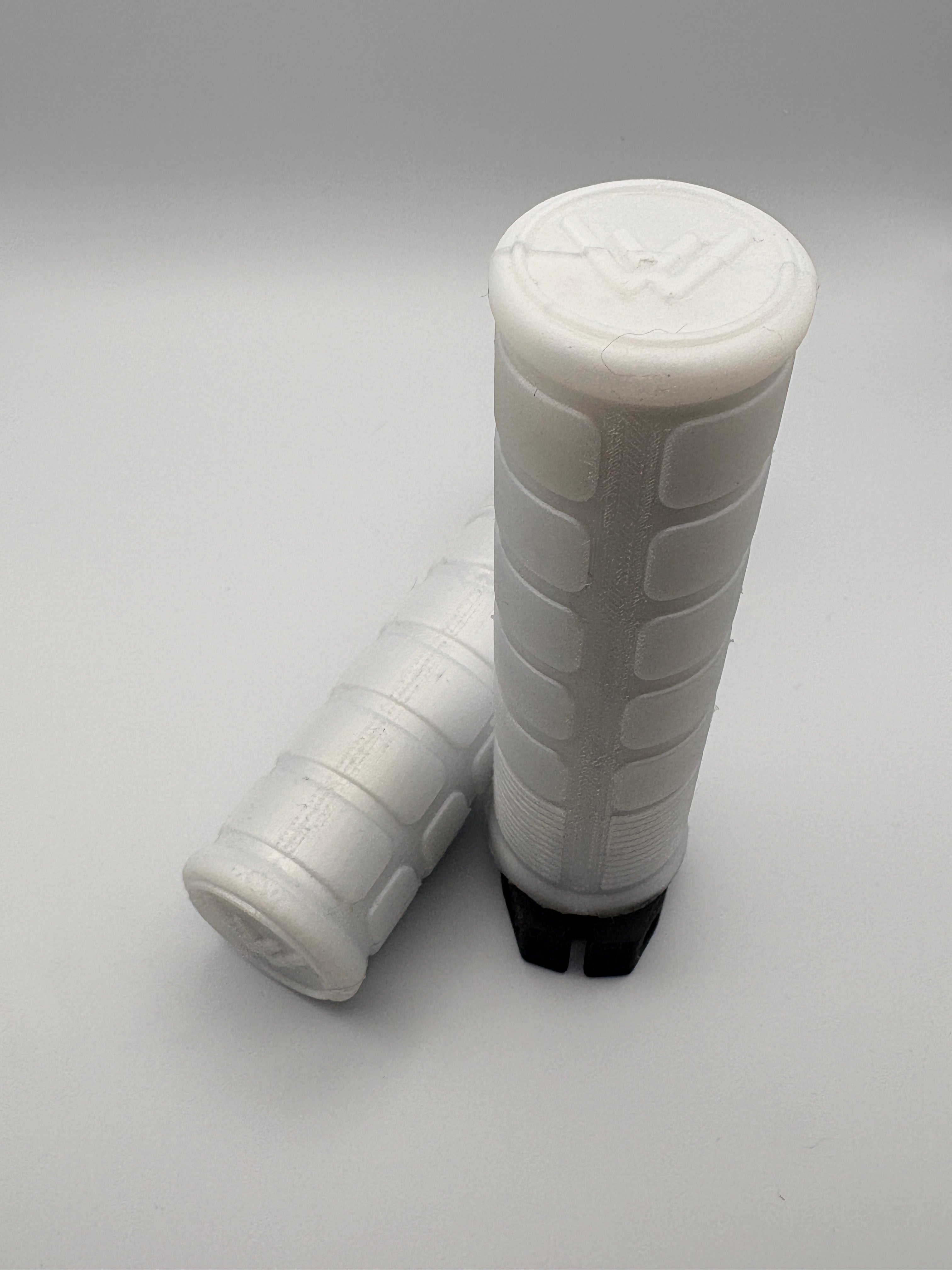 34mm MTB AirGRIPS Silicone Ridge (Gummy Silicone)