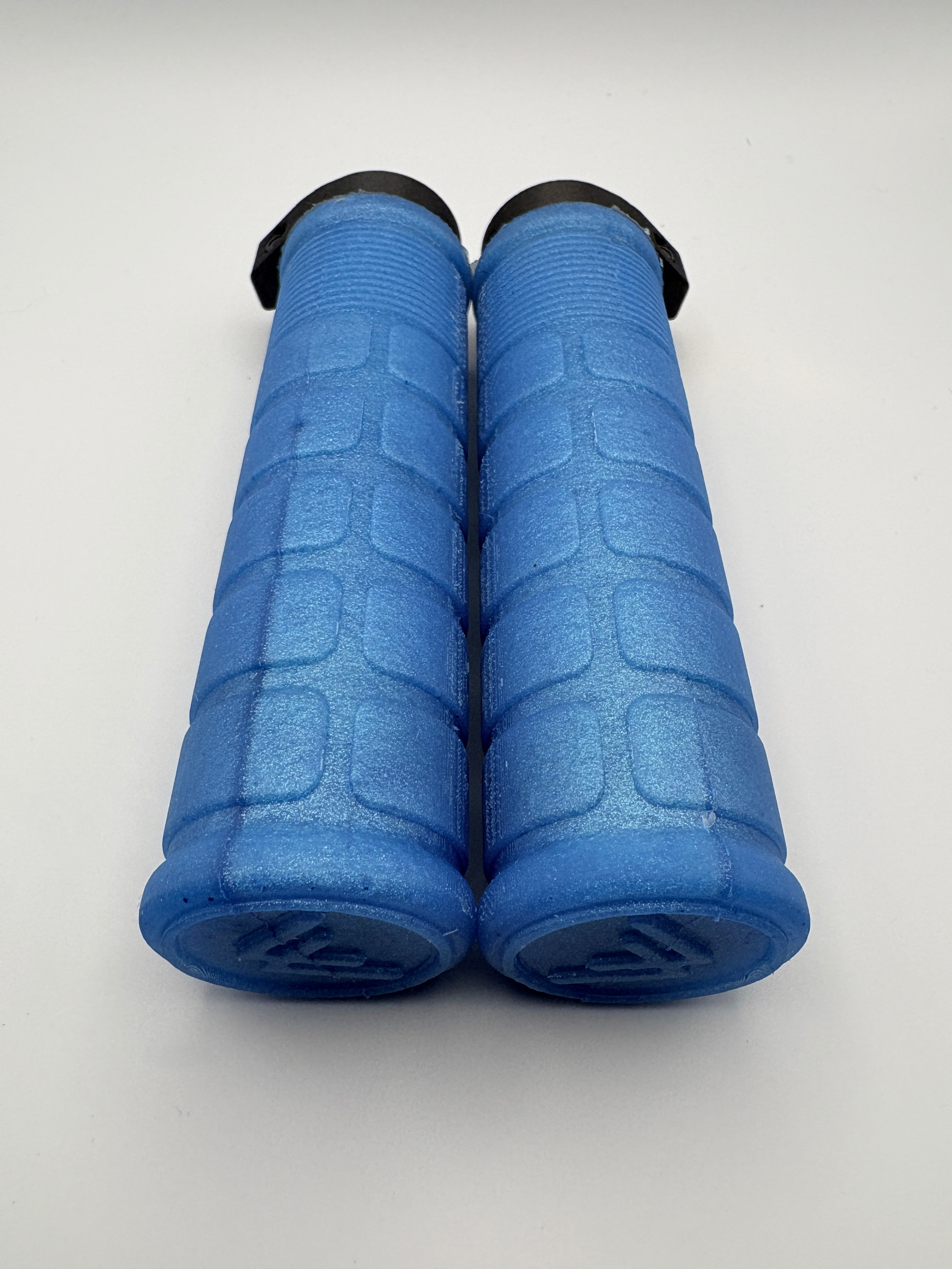 34mm MTB AirGRIPS Silicone Ridge (Gummy Silicone)