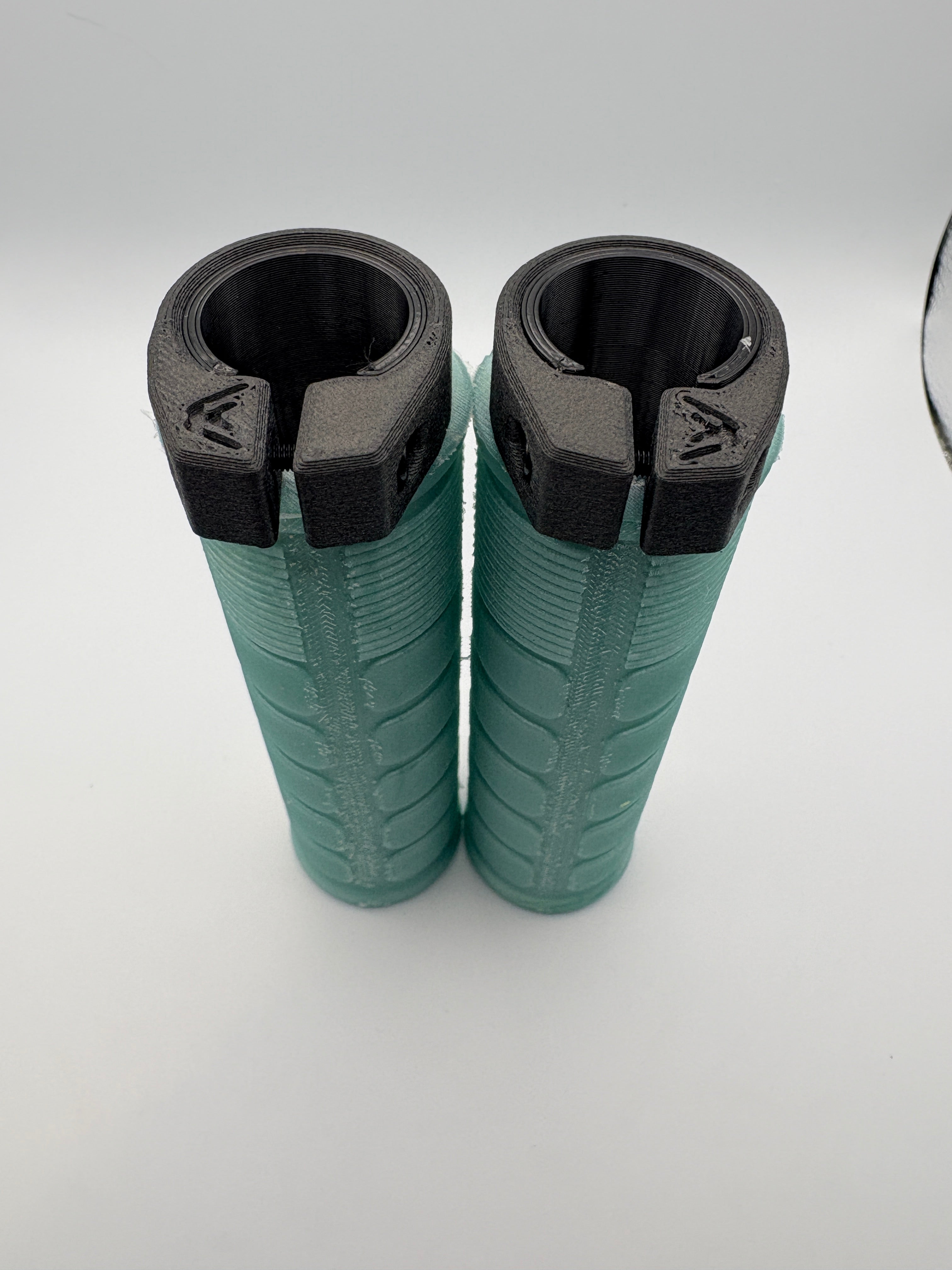 34mm MTB AirGRIPS Silicone Ridge (Gummy Silicone)