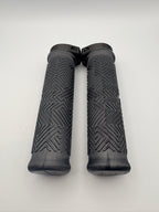 32mm MTB AirGRIPS Silicone Maze (Gummy Silicone)